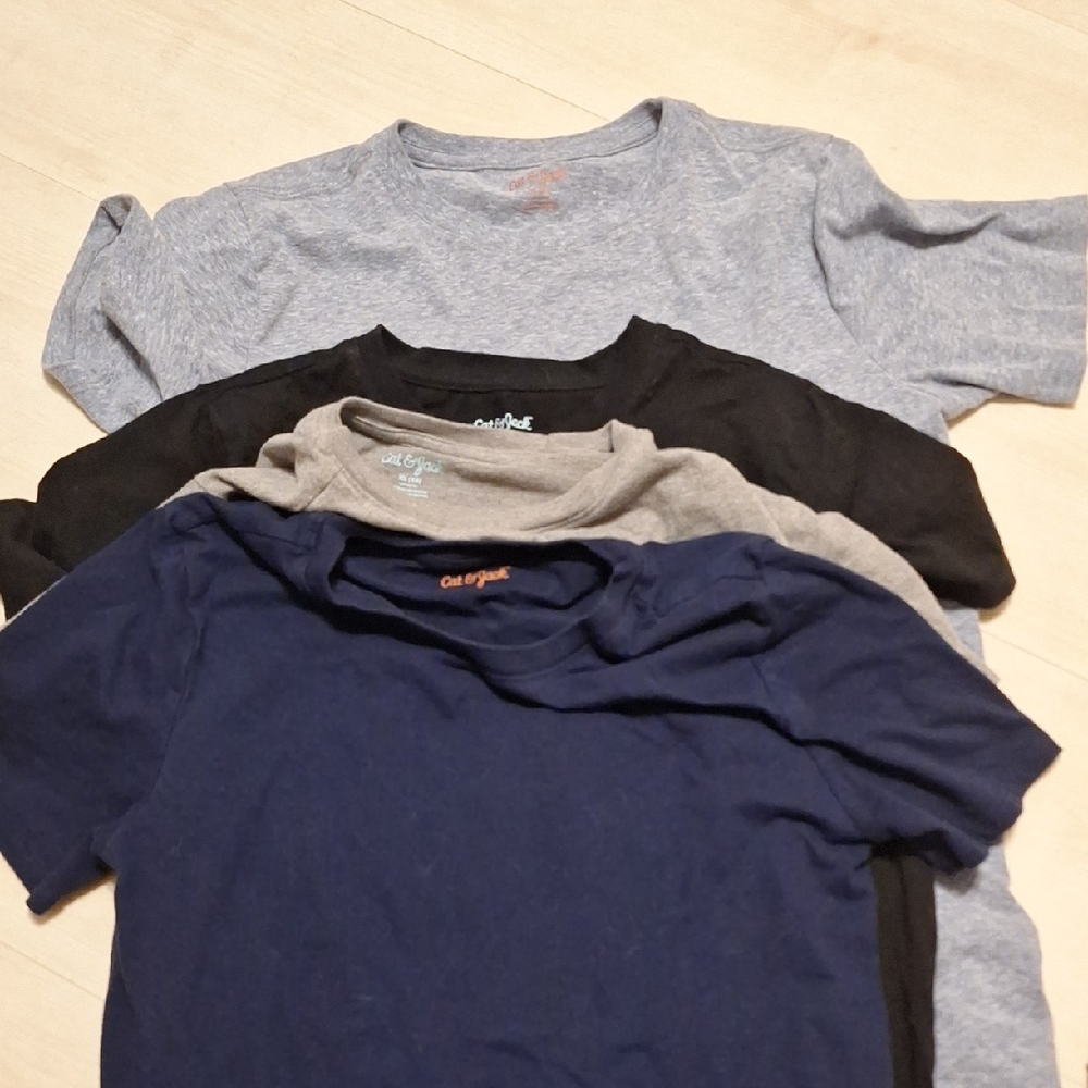 Cat & Jack T-Shirts